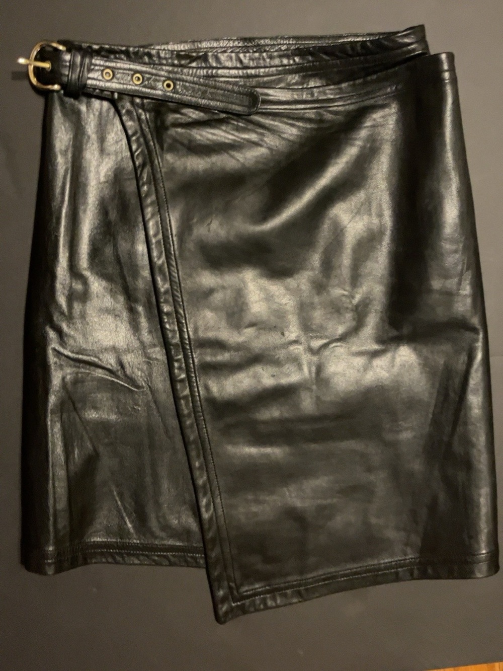 Vintage Isaac Mizrahi Genuine Leather Black Wrap Skirt Size S Designer A#6033